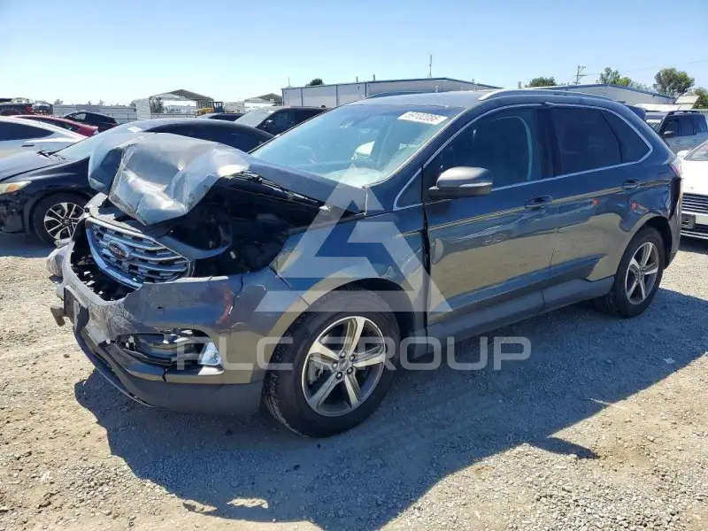 2020 Ford EDGE photo