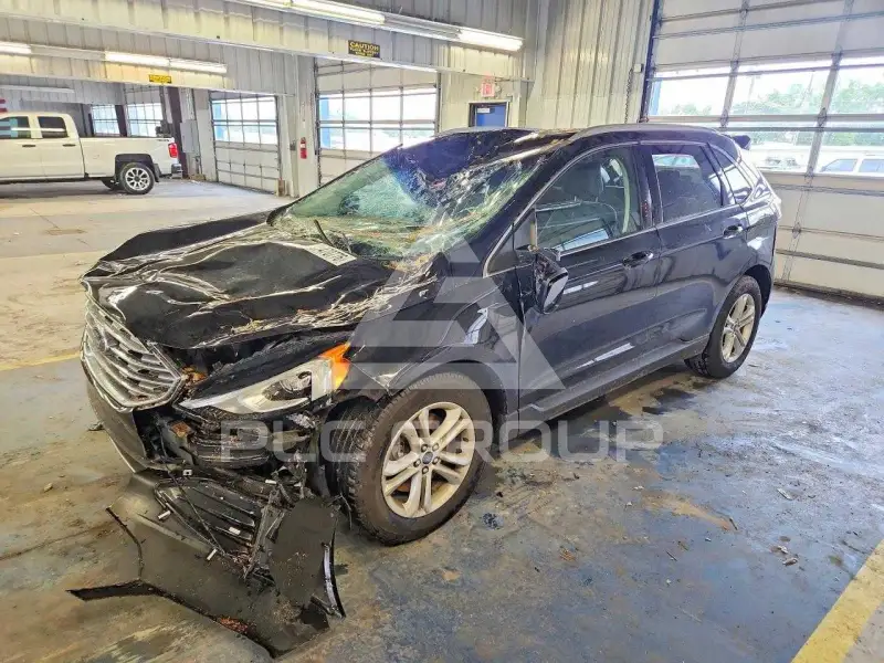 2020 Ford EDGE photo