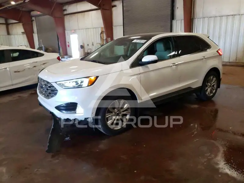 2020 Ford EDGE photo