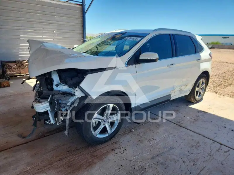 2020 Ford EDGE photo