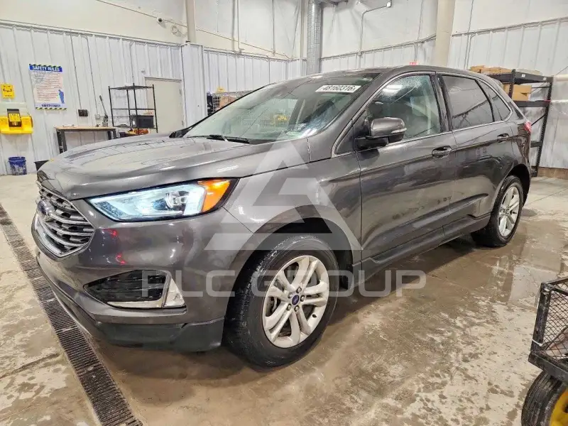 2020 Ford EDGE photo