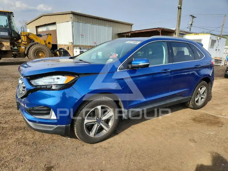2020 Ford EDGE photo