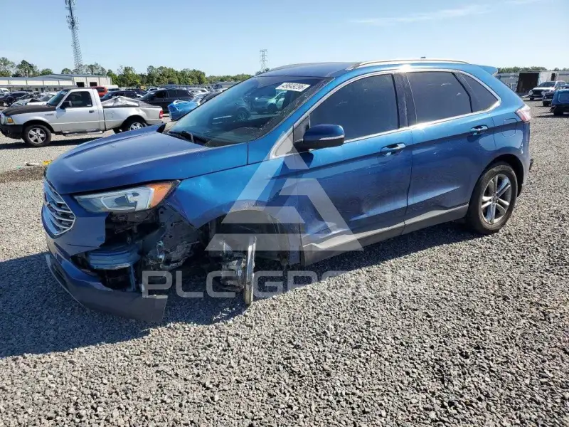 2020 Ford EDGE photo