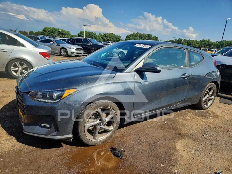 2020 Hyundai Veloster photo