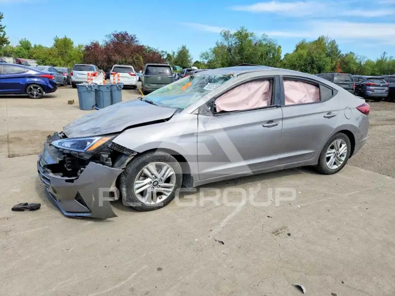2020 Hyundai Elantra фото