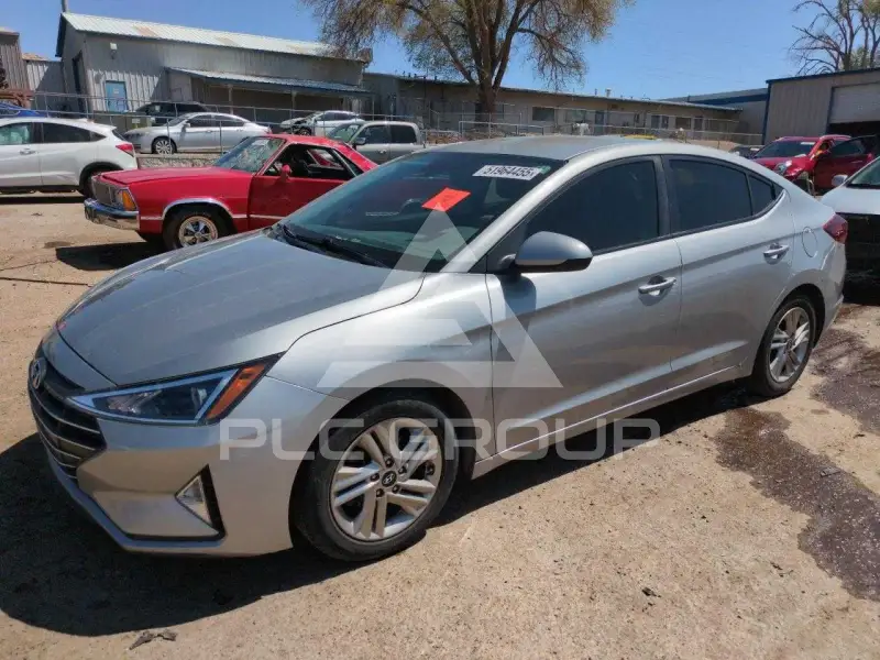2020 Hyundai Elantra фото