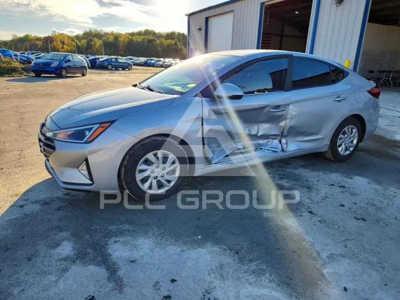 2020 Hyundai Elantra photo