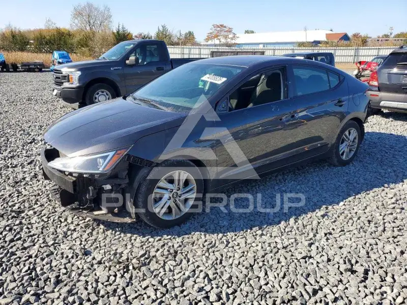 2020 Hyundai Elantra photo