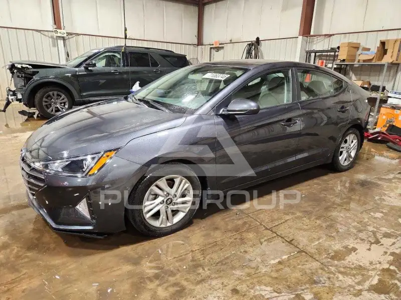 2020 Hyundai Elantra photo