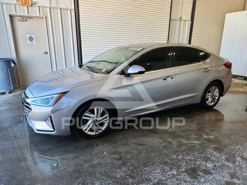 2020 Hyundai Elantra фото