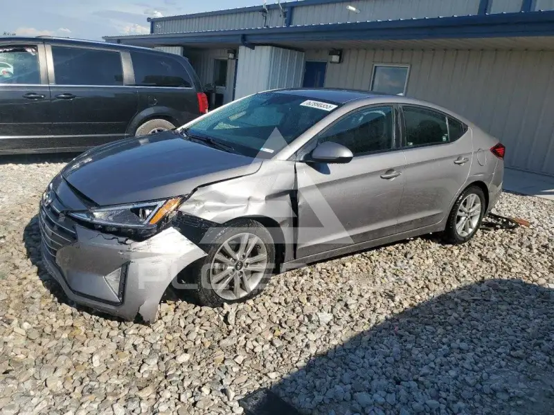 2020 Hyundai Elantra фото