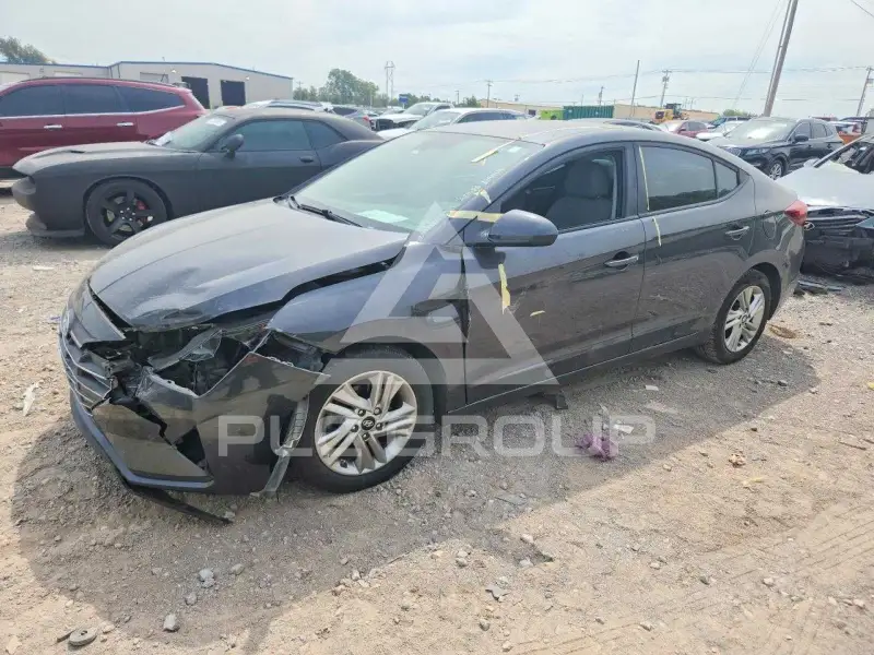 2020 Hyundai Elantra фото