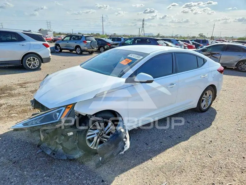 2020 Hyundai Elantra фото