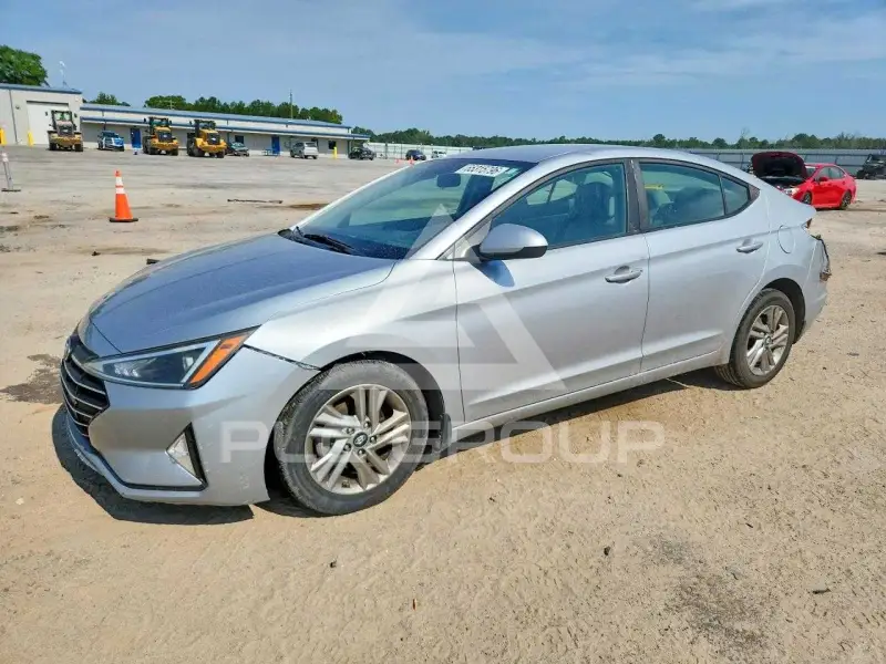 2020 Hyundai Elantra photo