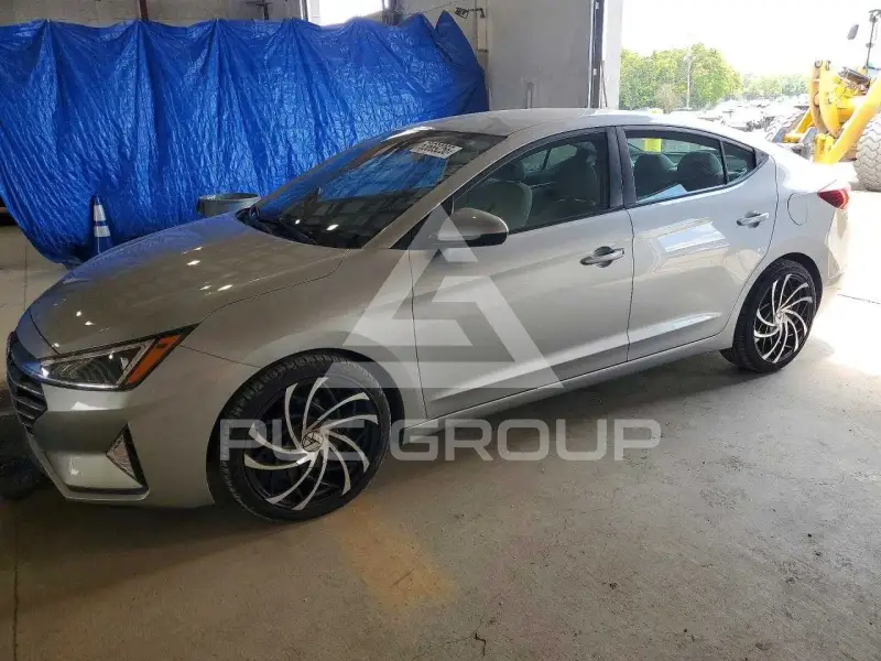 2020 Hyundai Elantra фото