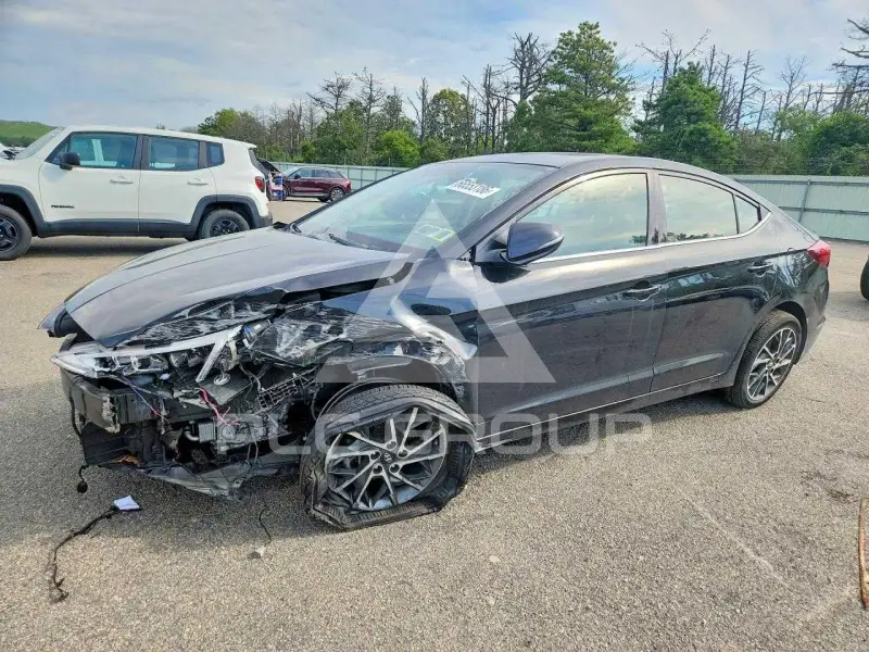 2020 Hyundai Elantra фото