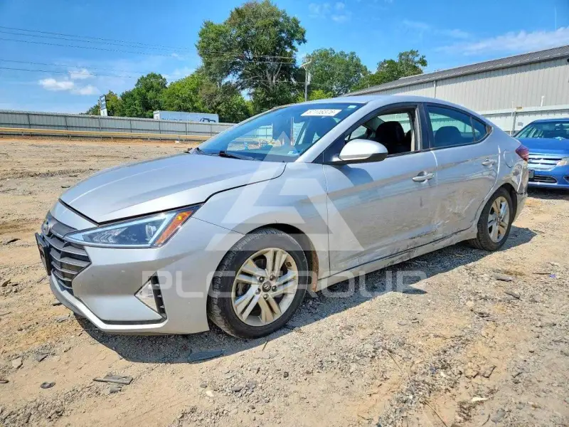 2020 Hyundai Elantra фото
