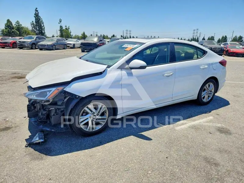 2020 Hyundai Elantra photo