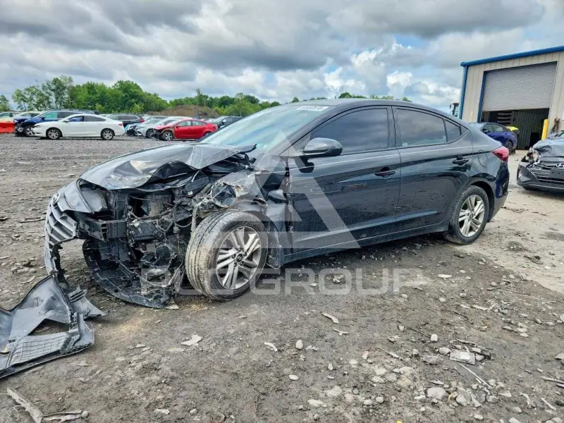 2020 Hyundai Elantra фото
