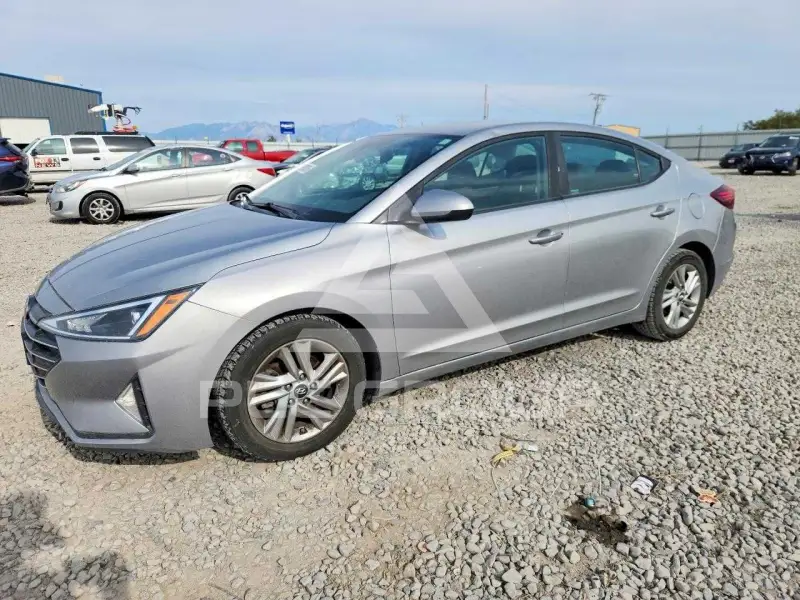 2020 Hyundai Elantra фото