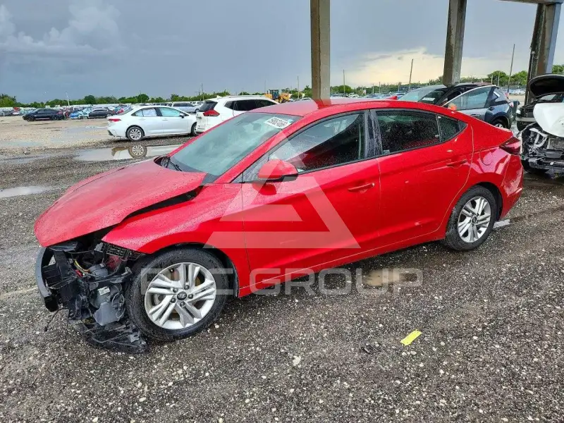 2020 Hyundai Elantra фото