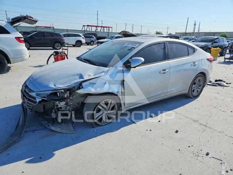 2020 Hyundai Elantra photo