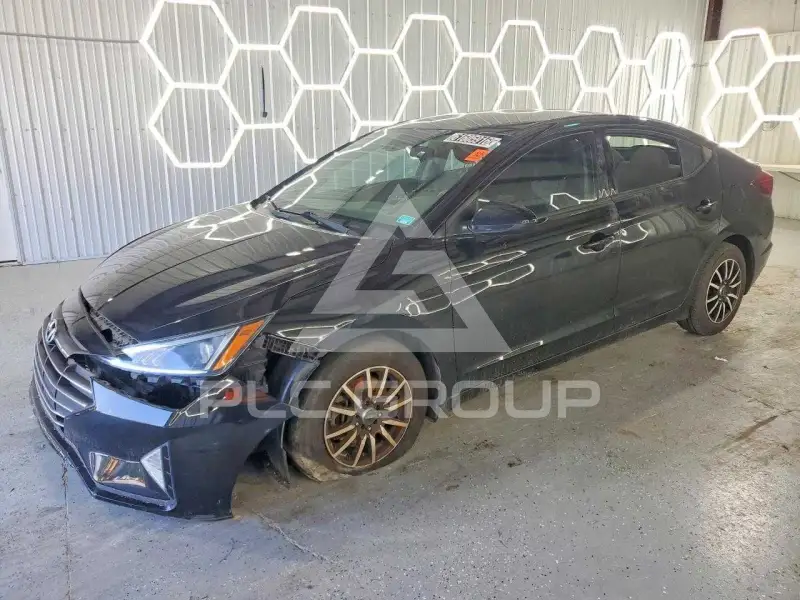 2020 Hyundai Elantra photo