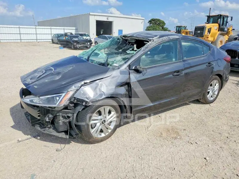 2020 Hyundai Elantra фото