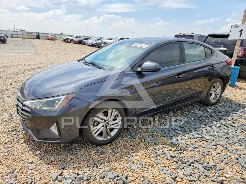 2020 Hyundai Elantra photo