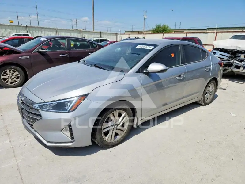 2020 Hyundai Elantra фото