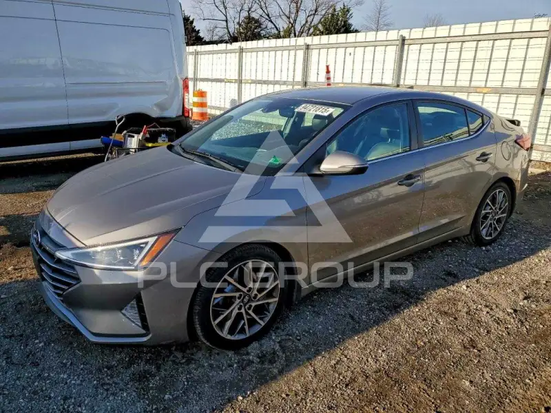 2020 Hyundai Elantra photo