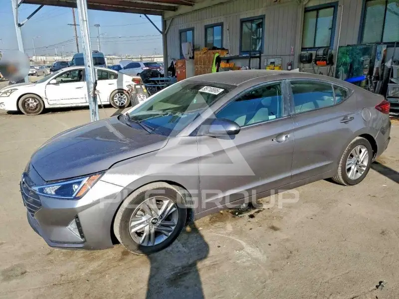 2020 Hyundai Elantra фото