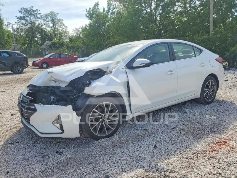 2020 Hyundai Elantra photo