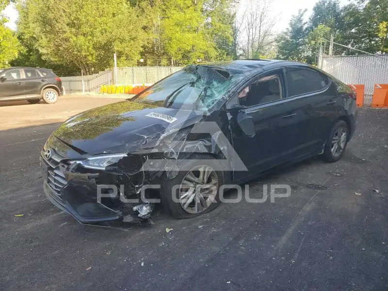2020 Hyundai Elantra photo