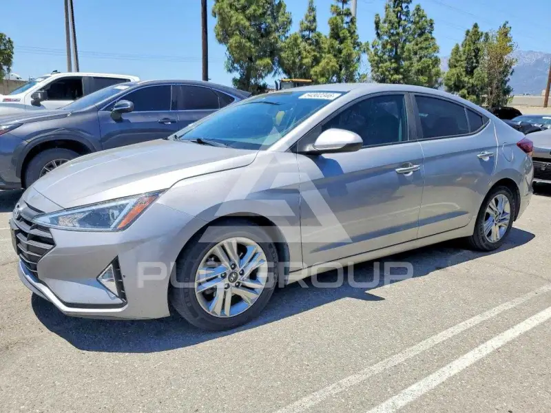 2020 Hyundai Elantra фото