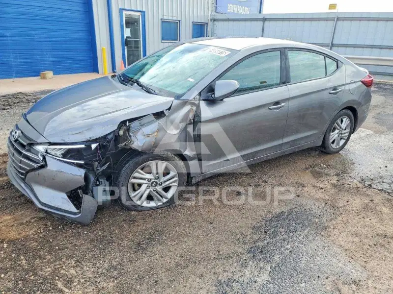 2020 Hyundai Elantra фото