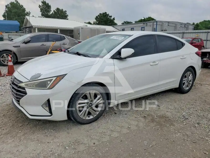 2020 Hyundai Elantra фото