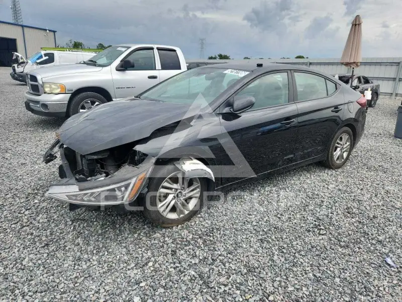 2020 Hyundai Elantra фото