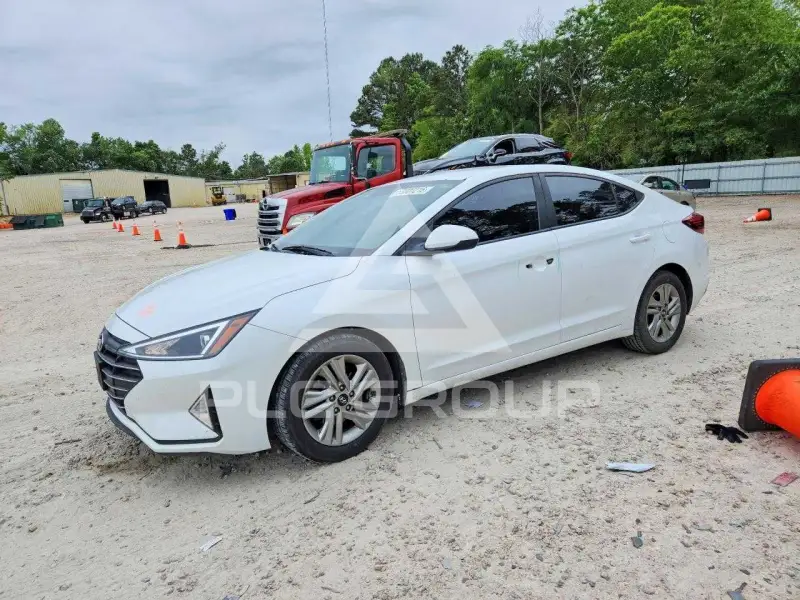 2020 Hyundai Elantra фото