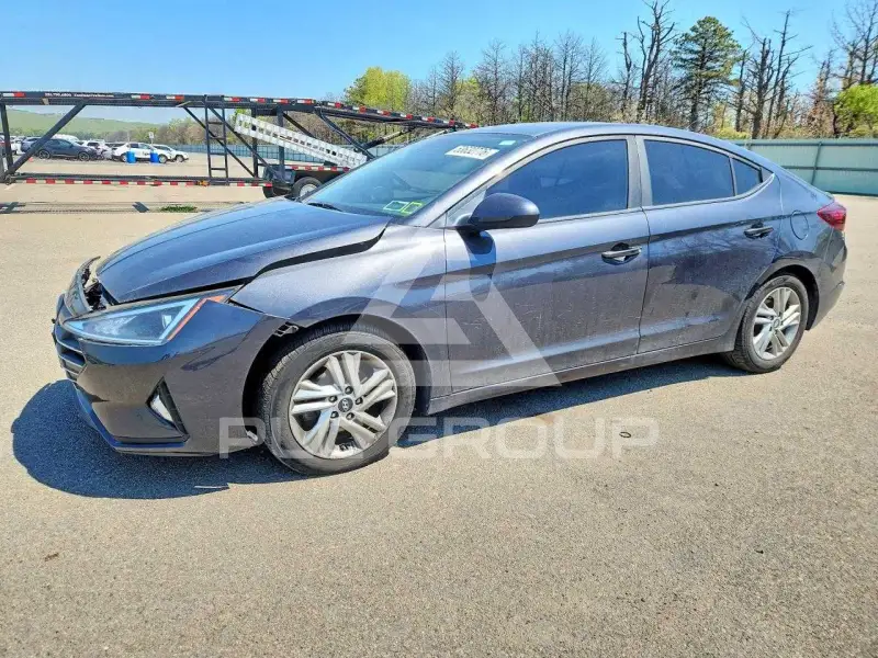 2020 Hyundai Elantra photo