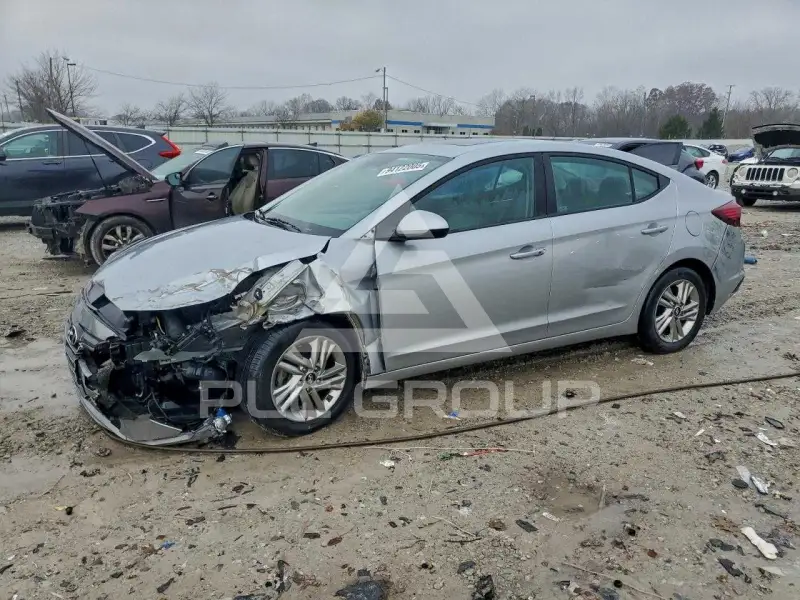 2020 Hyundai Elantra фото