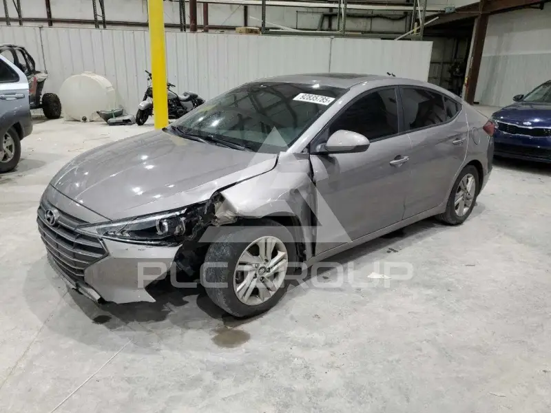 2020 Hyundai Elantra фото