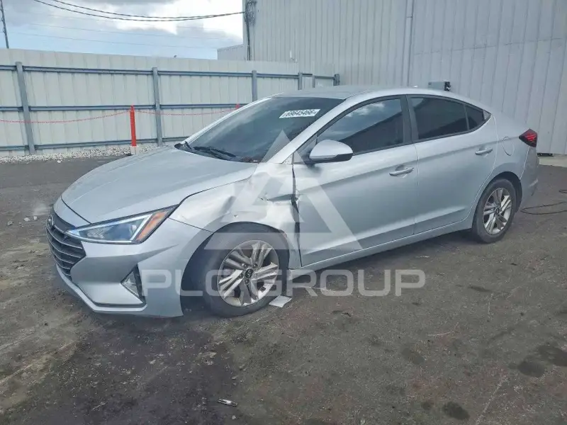 2020 Hyundai Elantra фото