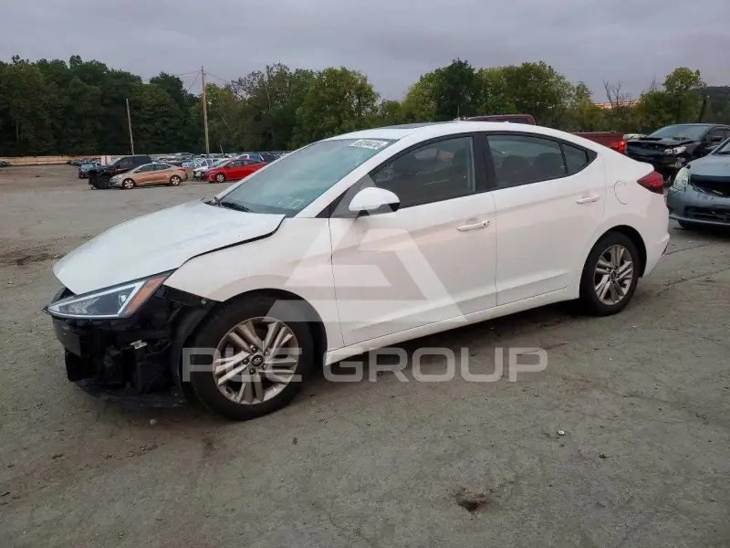 2020 Hyundai Elantra фото