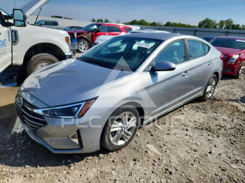 2020 Hyundai Elantra photo