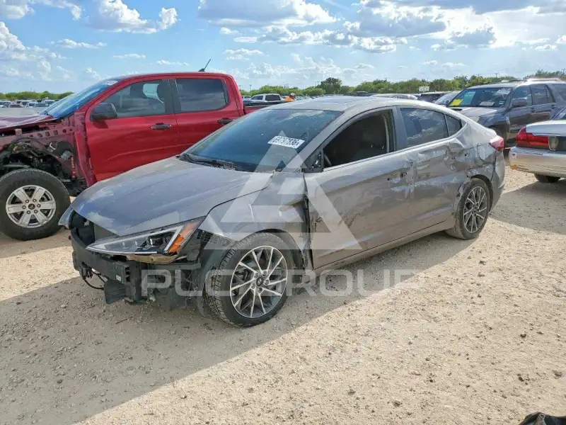 2020 Hyundai Elantra фото