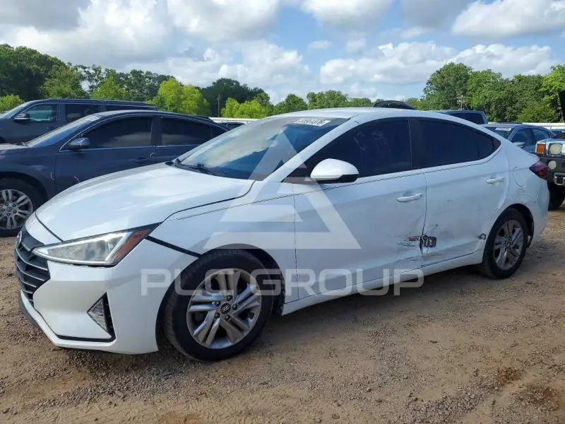 2020 Hyundai Elantra photo
