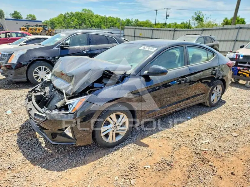 2020 Hyundai Elantra фото