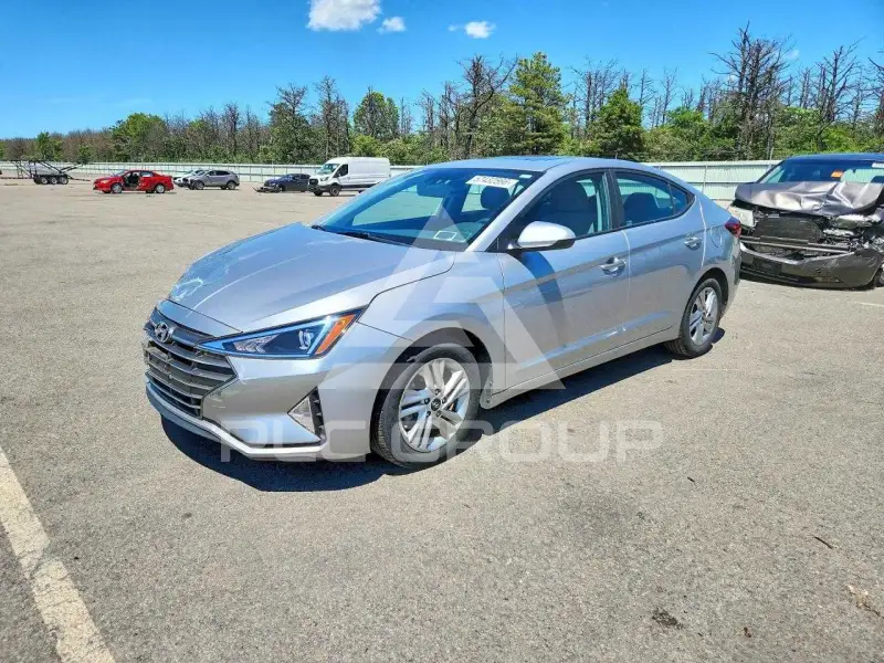 2020 Hyundai Elantra photo