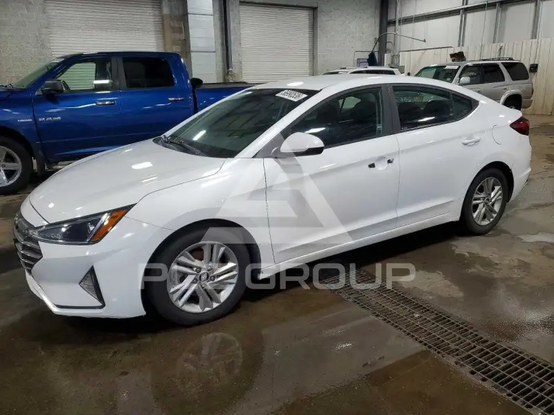 2020 Hyundai Elantra фото